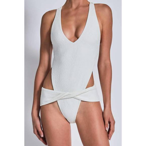 DEVON WINDSOR Other - NEW DEVON WINDSOR cora full piece swimsuit in cream crocodile